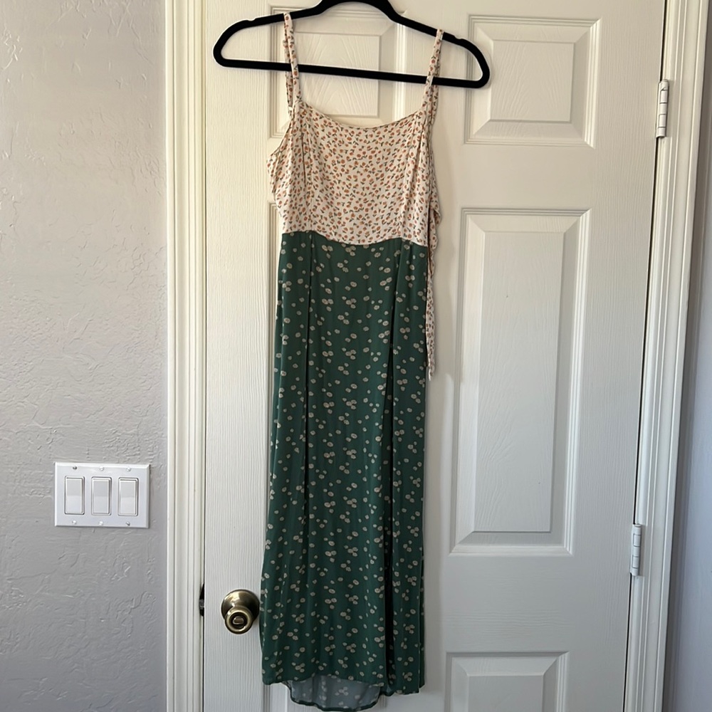 AMERICAN EAGLE SUN DRESS